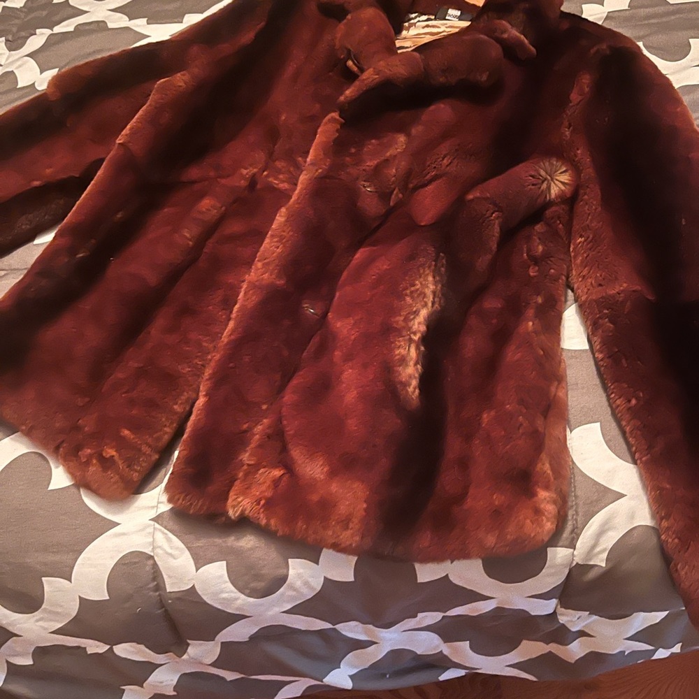 Genuine red Rabbit fur jacket - Picture 5 of 7